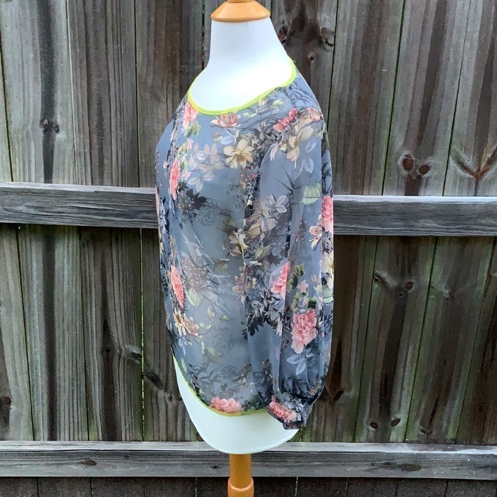 la fee maraboutee sheer floral top, size 36 (6) - Picture 2 of 6